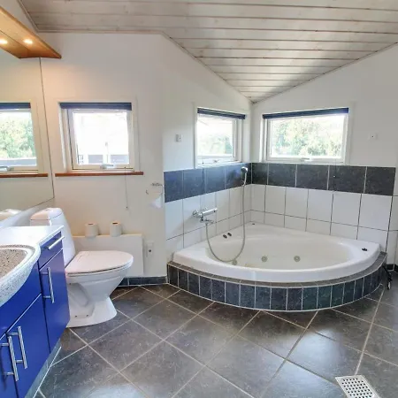Thrugils - 800m From The Sea In Western Jutland By Interhome Henne Strand